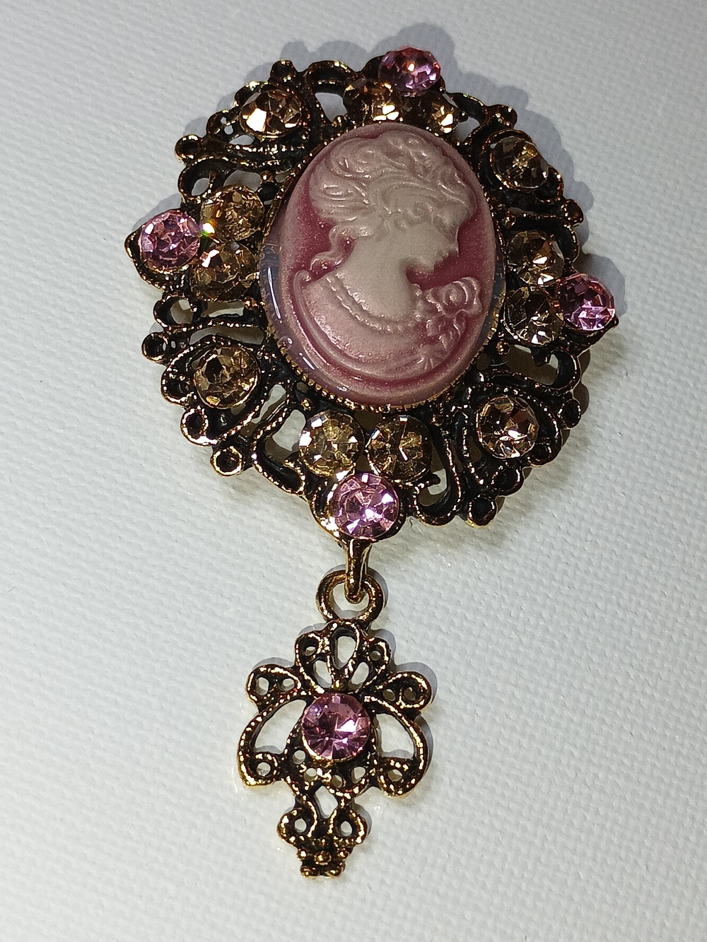Vintage-Inspired Pink Cameo Brooch